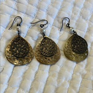 Silpada Mother of Pearl Teardrop Earrings with Ornate Design